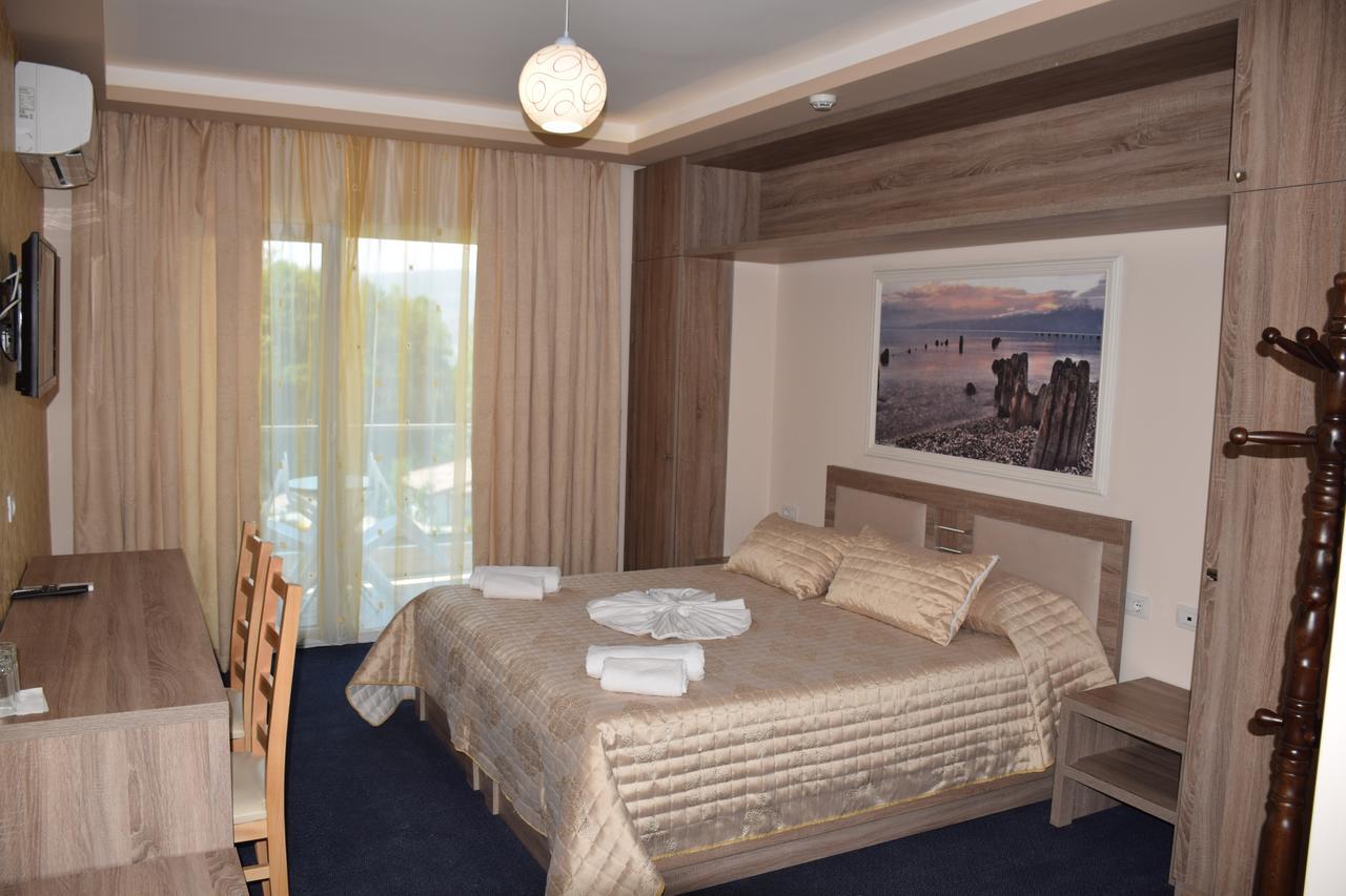 Hotel Pogradeci 2 Tushemisht Zewnętrze zdjęcie