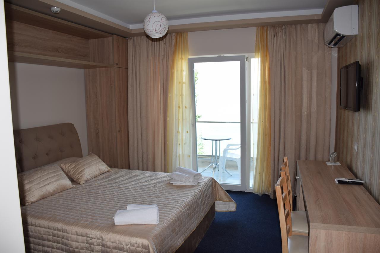 Hotel Pogradeci 2 Tushemisht Zewnętrze zdjęcie